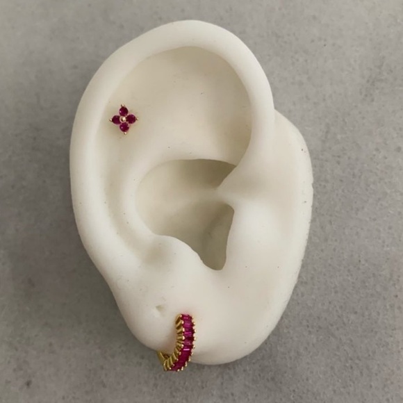 Gold Pink Crystal Teardrop Huggie Earrings Brand New - Picture 2 of 3